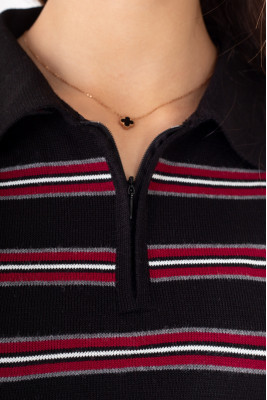 Светр жіночий